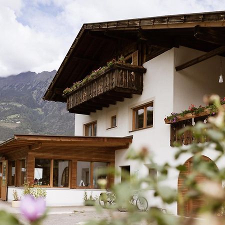 Schoene Wohnung Am Stadtrand Von Meran Valentinhof Екстер'єр фото